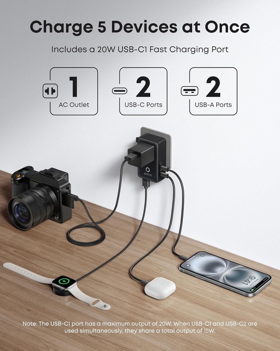 cestovní adaptér anker nano 5 v 1 20 w balení po 1 ks a nabíječka anker nano 45 w s kabelem usb-c na usb-c